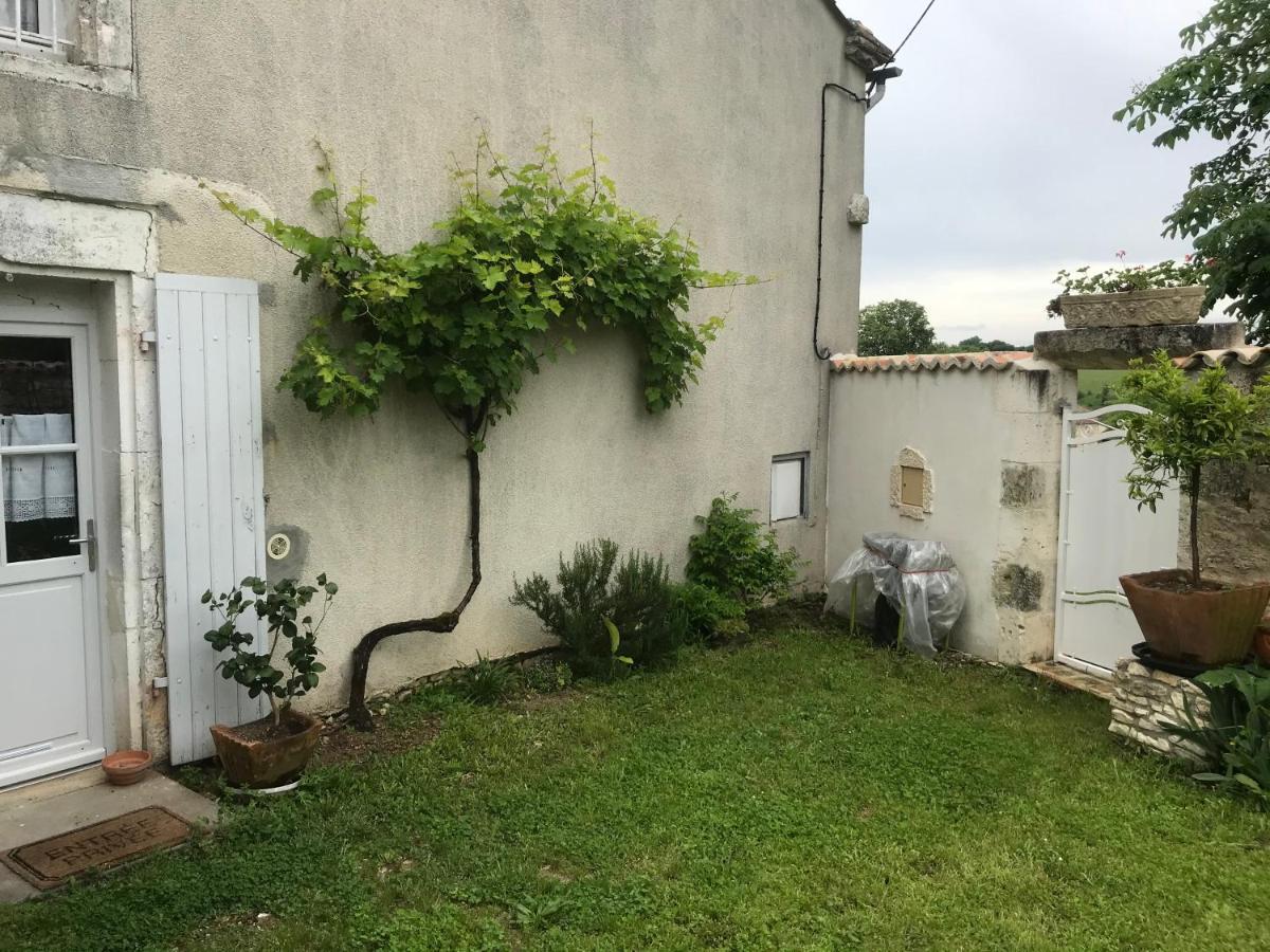 La Maison De Josephine Montignac-Charente Dış mekan fotoğraf